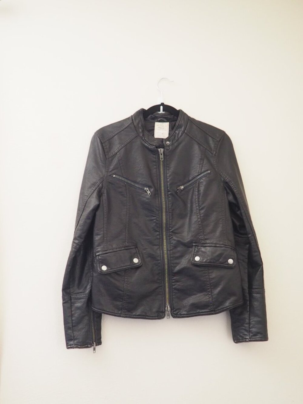 We The Free People Black Vegan Leather Monroe Moto Jacket sz M - Picture 4 of 10